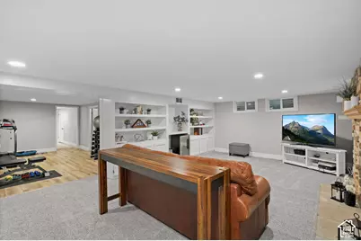 2090 E Cresthill Dr, Holladay, UT 84117 - Photo 24