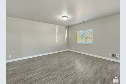 307 E 1500 N, Harrisville, UT 84404 - Photo 4