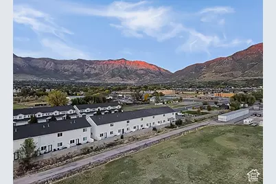 307 E 1500 N, Harrisville, UT 84404 - Photo 22