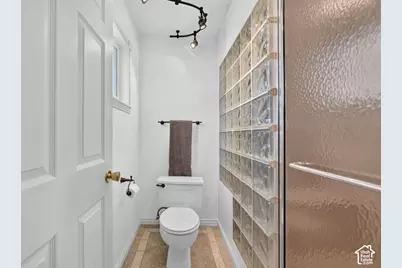 9776 S Granite Hills Dr, Sandy, UT 84092 - Photo 26