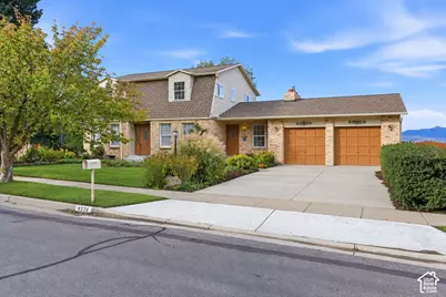 9776 S Granite Hills Dr, Sandy, UT 84092 - Photo 2