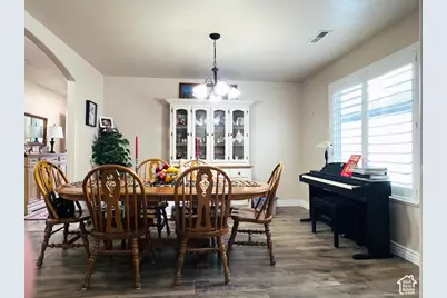 1896 W Park Dr S, Syracuse, UT 84075 - Photo 8