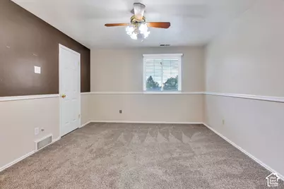 1009 N 250 E, Centerville, UT 84014 - Photo 18