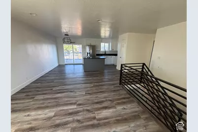 3950 Squire Crest Dr, Taylorsville, UT 84118 - Photo 6