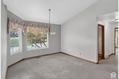 319 N Escalante Dr, Elk Ridge, UT 84651 - Photo 10