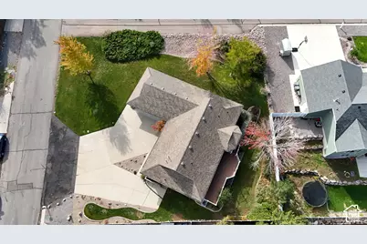 319 N Escalante Dr, Elk Ridge, UT 84651 - Photo 32