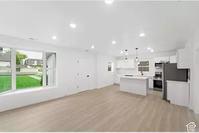 2202 S Lake St, South Salt Lake, UT 84106 - Photo 2