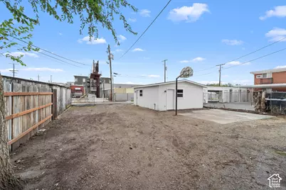 2202 S Lake St, South Salt Lake, UT 84106 - Photo 32