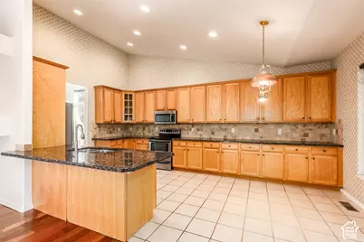 14034 S Hawberry Rd, Draper, UT 84020 - Photo 4