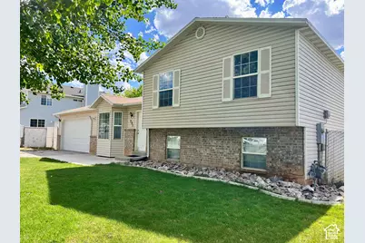 731 N 280 W, Santaquin, UT 84655 - Photo 2
