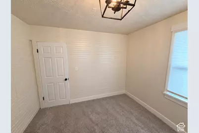 364 W Lakeview Rd N, Lindon, UT 84042 - Photo 8