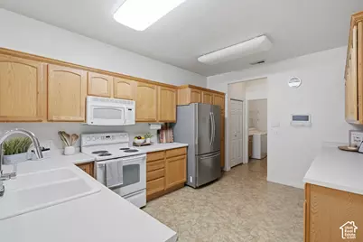 547 W 300 S #D, Springville, UT 84663 - Photo 16