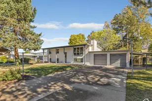 5565 S Hunt Rd E, South Jordan, UT 84095 - Photo 1