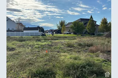 3414 N 1160 W #214-R, Pleasant View, UT 84414 - Photo 2