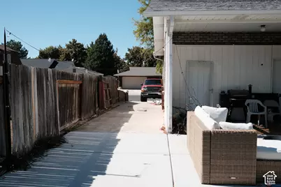 833 S Wolf Hollow Dr, Spanish Fork, UT 84660 - Photo 8