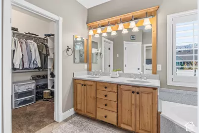 6749 W 10125 N, Highland, UT 84003 - Photo 18