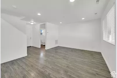 3358 S Alder Ln, Syracuse, UT 84075 - Photo 6