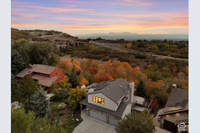 9712 S Quail Ridge Rd, Sandy, UT 84092 - Photo 2