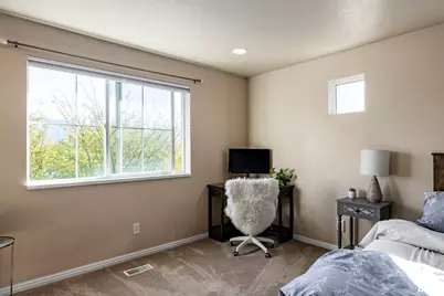 947 N Hillingdon Ct W, North Salt Lake, UT 84054 - Photo 16