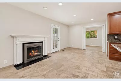 1974 E Terrace Dr, Sandy, UT 84093 - Photo 4