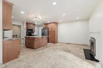 1974 E Terrace Dr, Sandy, UT 84093 - Photo 10