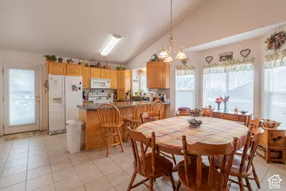 1196 E 3225 N, Layton, UT 84040 - Photo 4