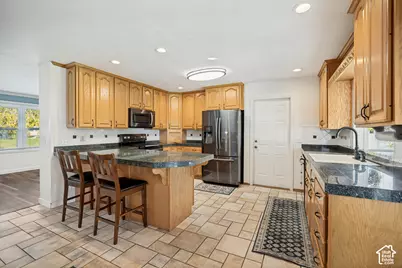2025 W 12190 S, Riverton, UT 84096 - Photo 6
