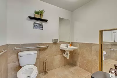 1187 S 1800 W #4, Woods Cross, UT 84087 - Photo 16