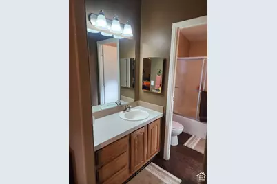 42 Sunset Dr, Layton, UT 84041 - Photo 10