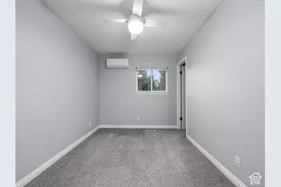2119 Oak Ln, Layton, UT 84925 - Photo 32