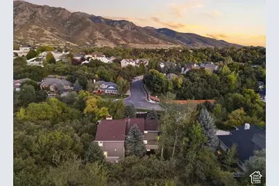 2119 Oak Ln, Layton, UT 84925 - Photo 46