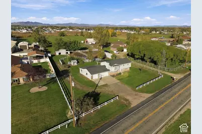 3197 N Higley Rd, Farr West, UT 84404 - Photo 2