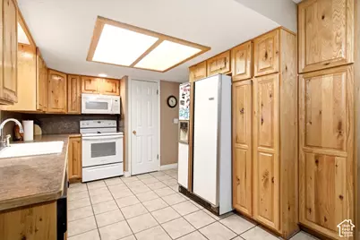 3197 N Higley Rd, Farr West, UT 84404 - Photo 12