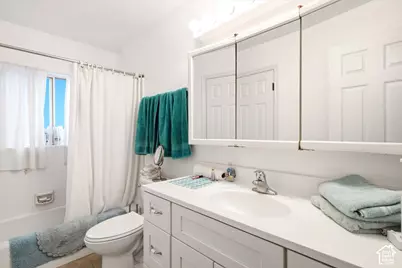 3197 N Higley Rd, Farr West, UT 84404 - Photo 14