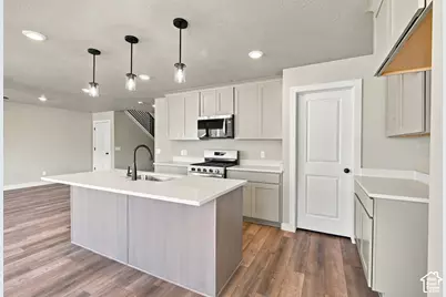 97 E Crestwood, Kaysville, UT 84037 - Photo 12