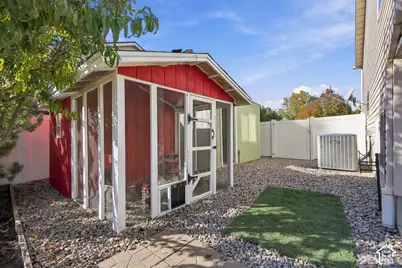 2133 S 1450 W, Woods Cross, UT 84087 - Photo 34
