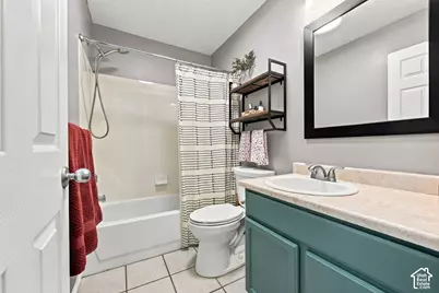 2133 S 1450 W, Woods Cross, UT 84087 - Photo 24