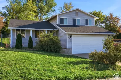 1266 E Cherry Ln, Layton, UT 84040 - Photo 2