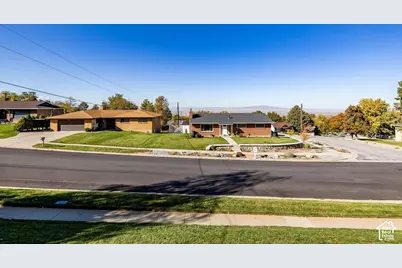 1088 E Deborah Dr S, Bountiful, UT 84010 - Photo 32