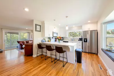 4454 S Aspen Hollow Ln, Salt Lake City, UT 84117 - Photo 12