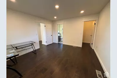 2395 N 2125 E, Layton, UT 84040 - Photo 10