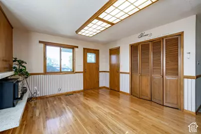 1165 N 200 W, Bountiful, UT 84010 - Photo 8