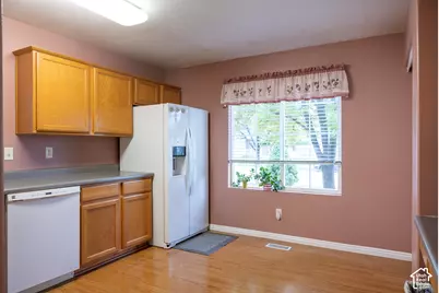4072 W 5075 S, Roy, UT 84067 - Photo 10