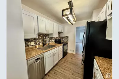 1707 N 300 W, Sunset, UT 84015 - Photo 2