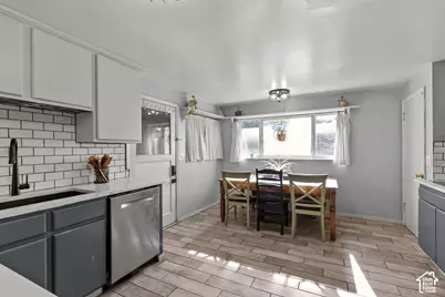 387 W 2600 S, Bountiful, UT 84010 - Photo 12