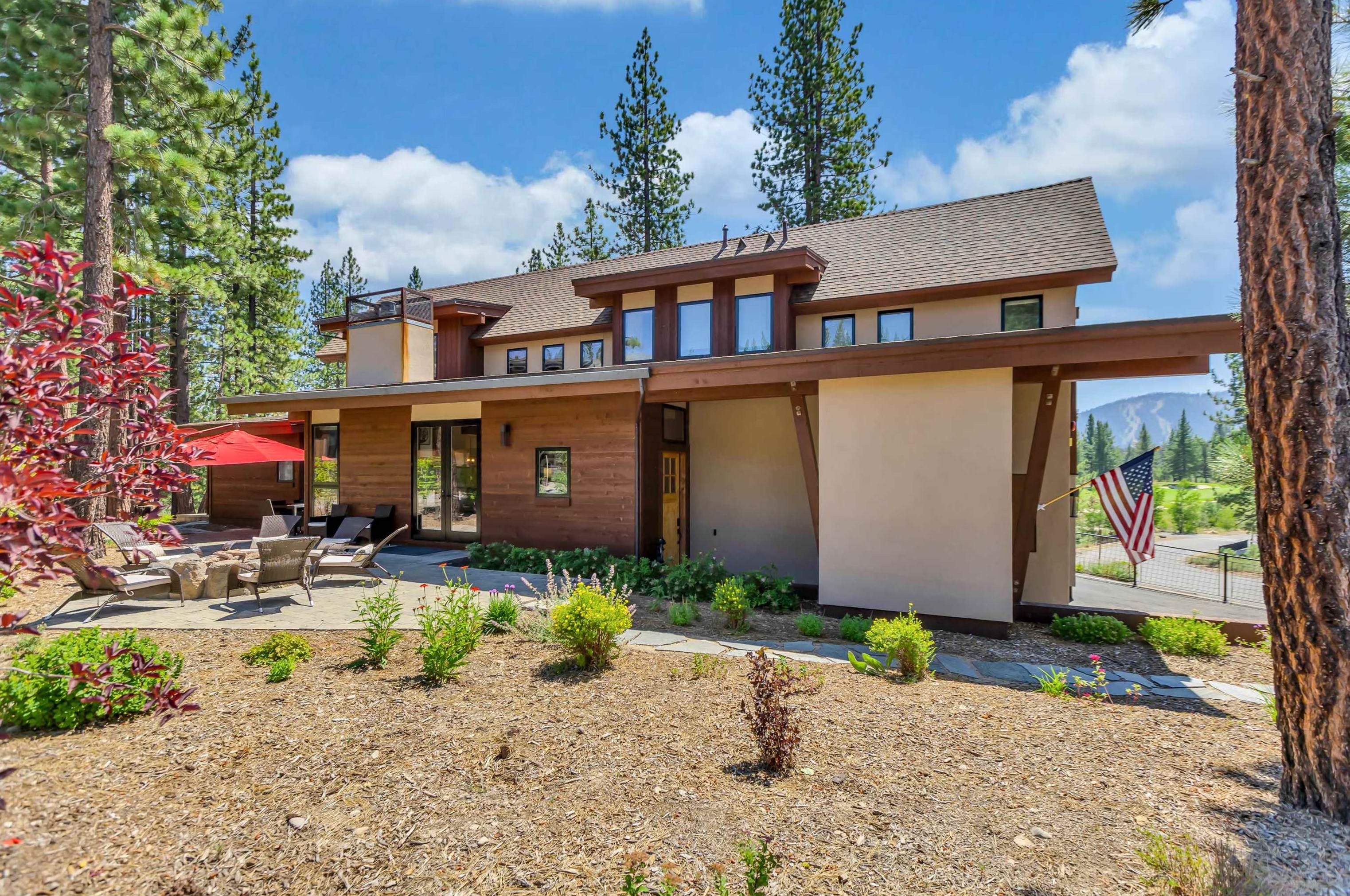 9106 Heartwood Dr, Truckee, CA 96161