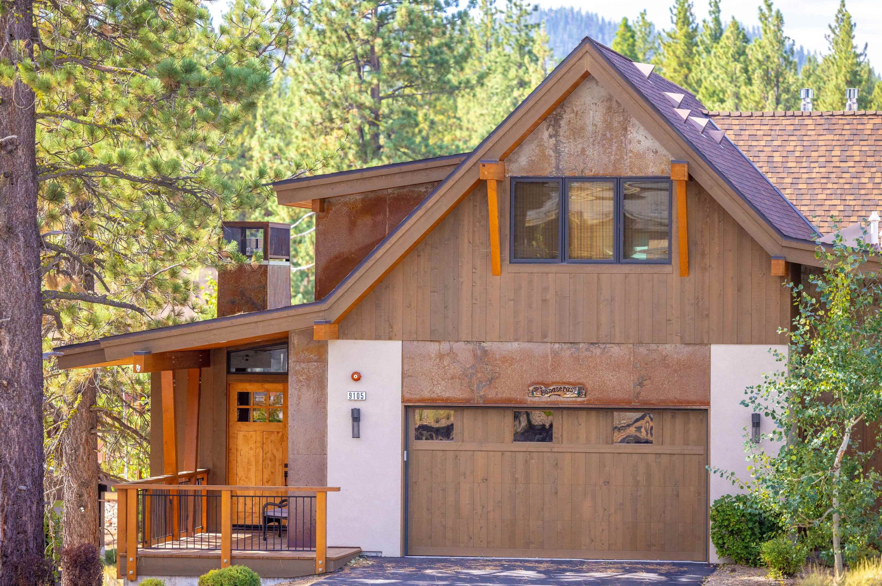 9105 Heartwood Dr, Truckee, CA 96161