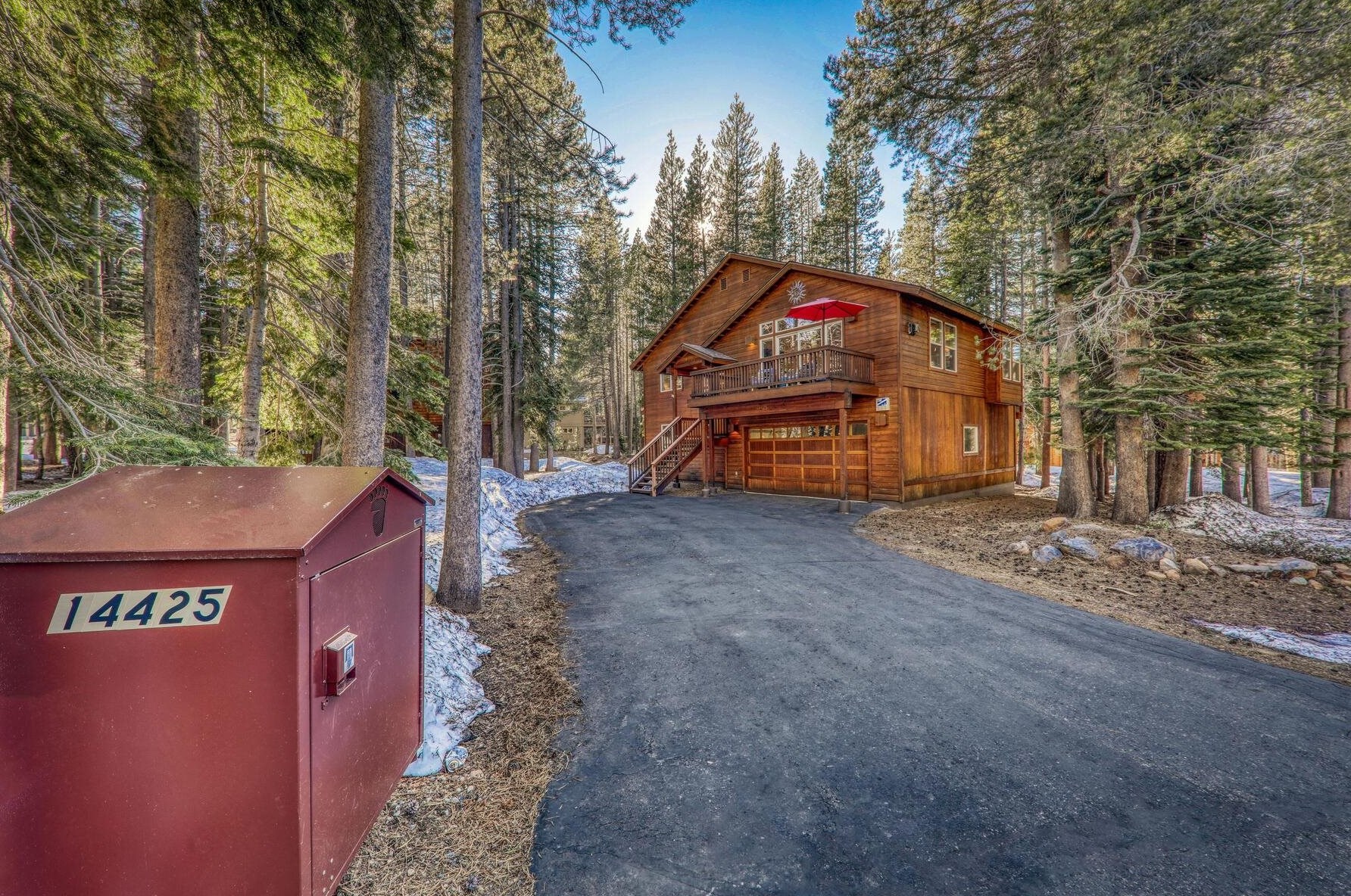 14425 Davos Dr, Truckee, CA 96161-7105