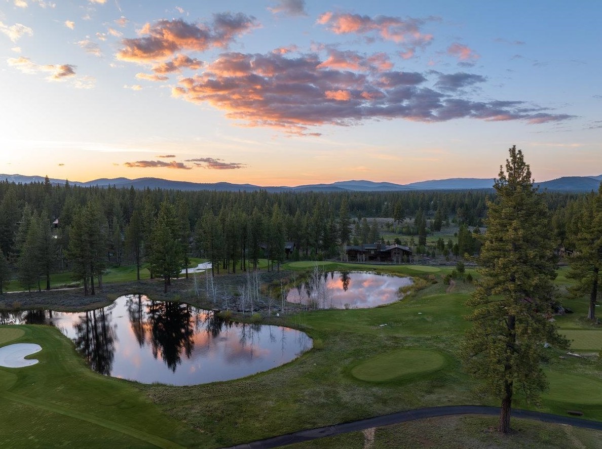 7160 Lahontan Dr, Truckee, CA 96161-5156