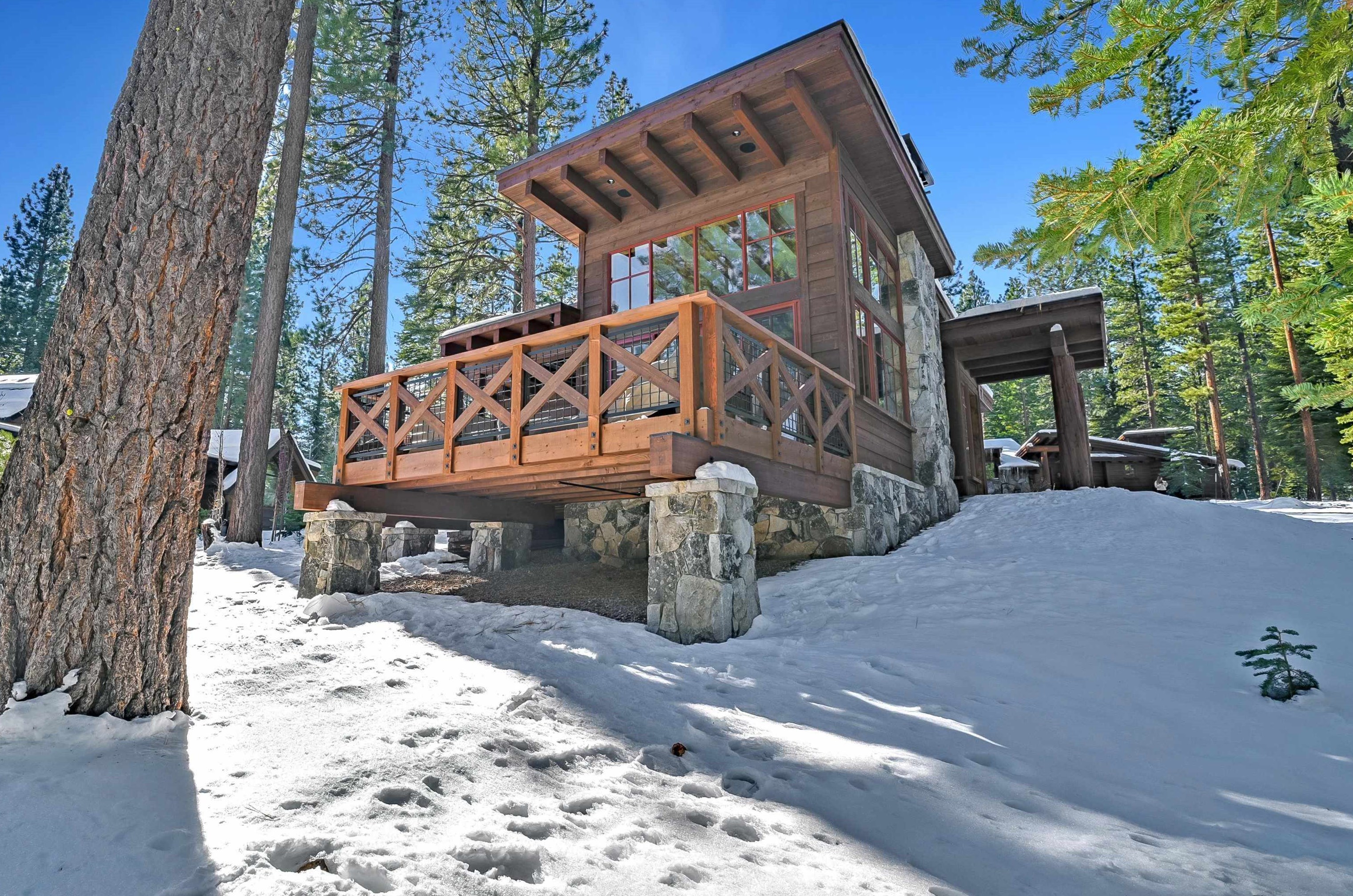 12236 Pete Alvertson Dr, Truckee, CA 96161